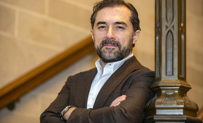 Photo of Professor Ufuk Akcigit